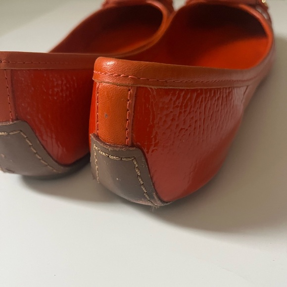 Tory Burch Aaden Ballet-Tumbled Patent
Grain in Orange 🍊 - Picture 7 of 7